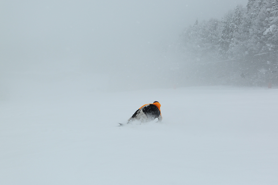 85cm / 雪