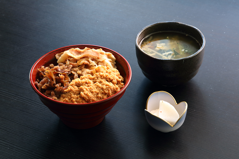 Daruma Shokudo / Don Dish of Shinshu Beef