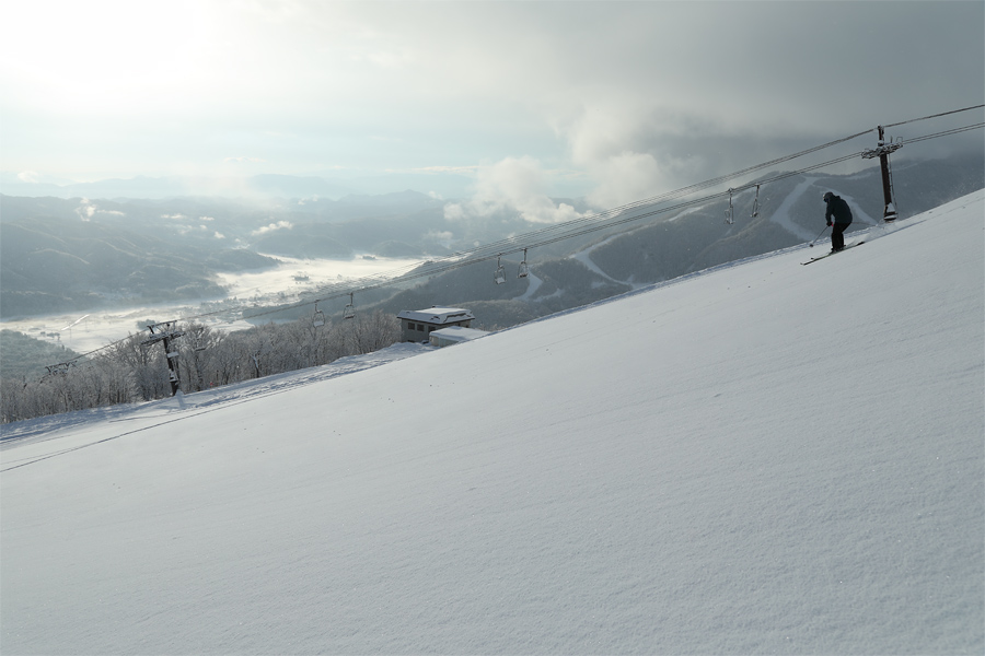 150cm / Snow Clouds