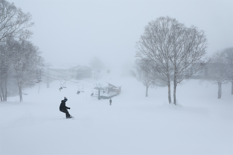 85cm / 雪