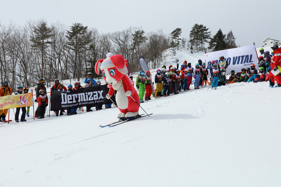 白馬八方尾根スキースクール / キッズスキー技術選